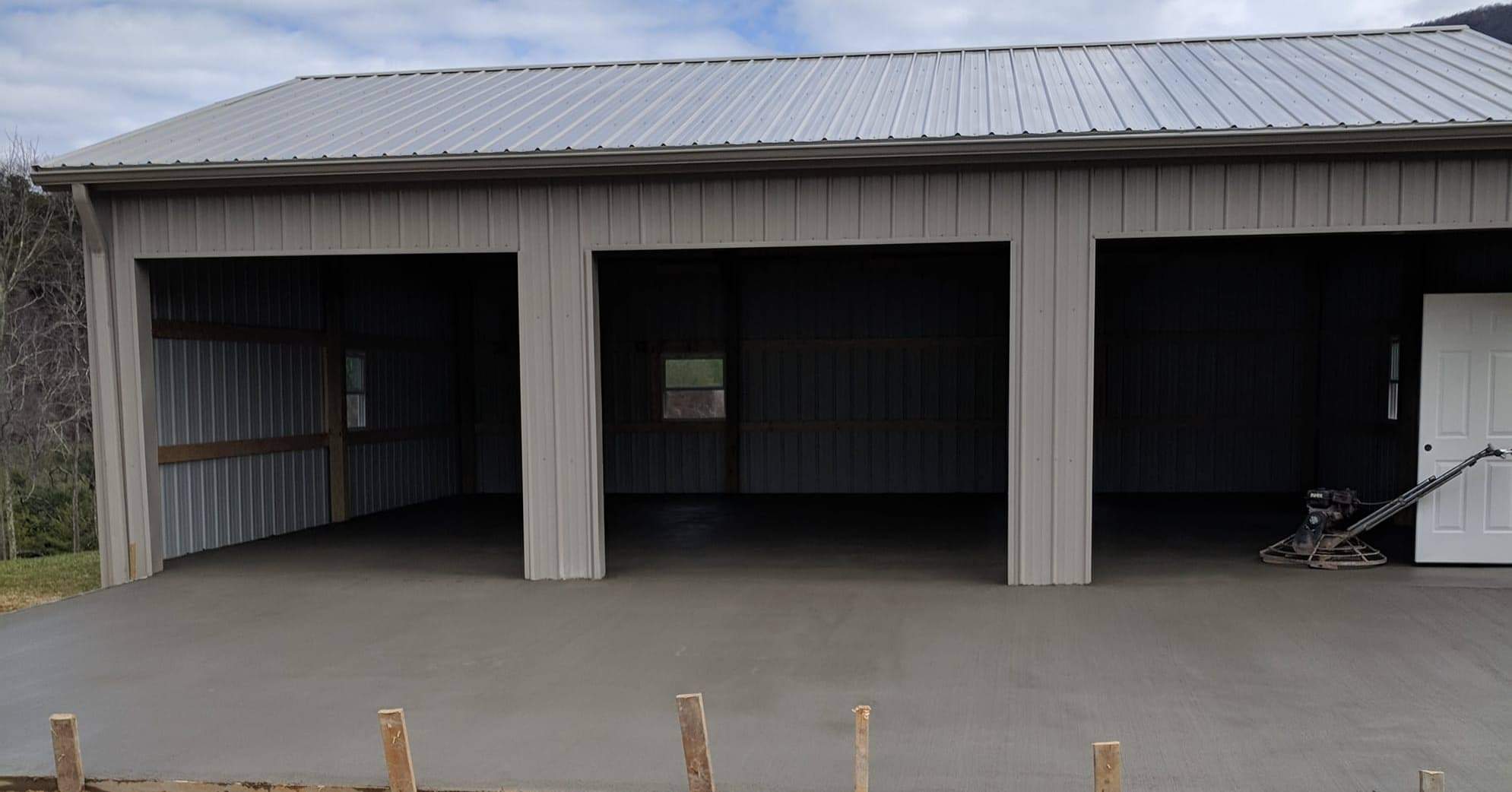 Metal building floor